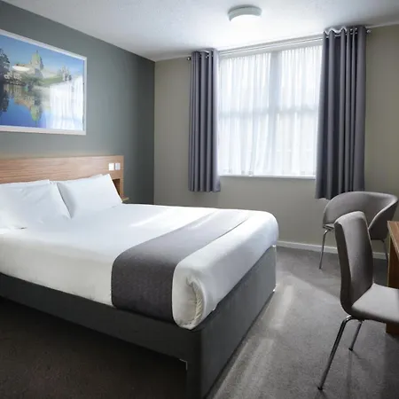 Отель Travelodge