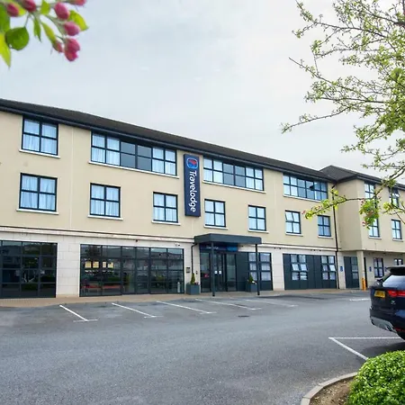 Travelodge Hotel 3*