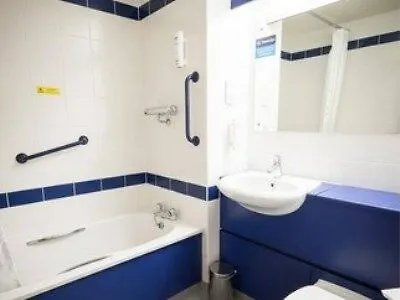 Travelodge 3* Galway