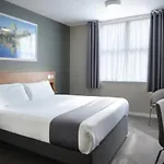 Travelodge 3* Galway