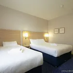 Travelodge 3*