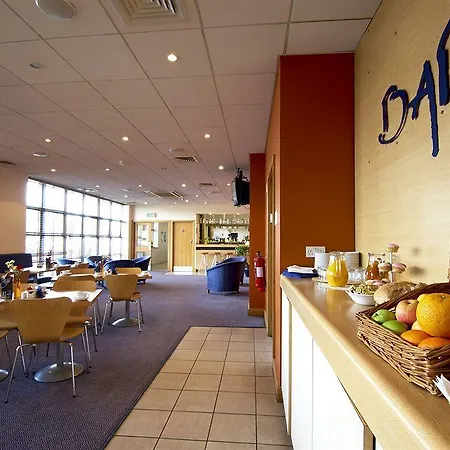 Travelodge Szálloda 3*