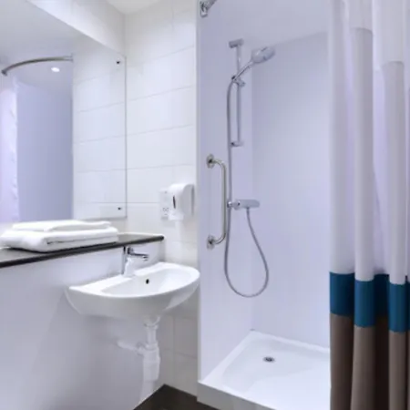 Travelodge 3* غالواي