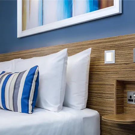 Travelodge فندق 3*
