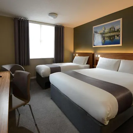 Travelodge فندق 3*