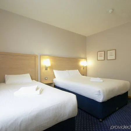 Travelodge 3*