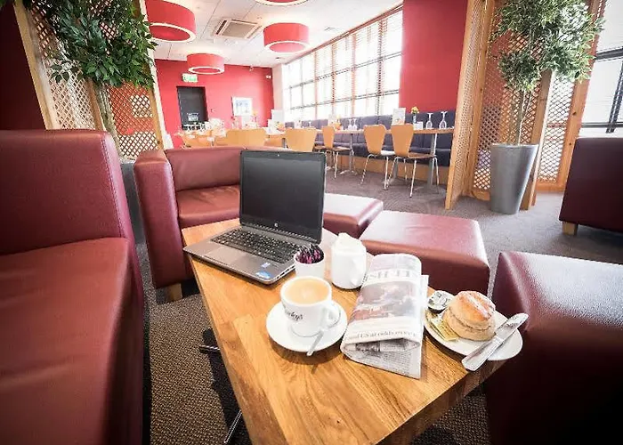 Travelodge 3*