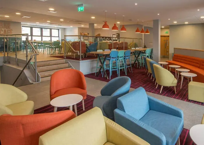 Travelodge Hotell 3*