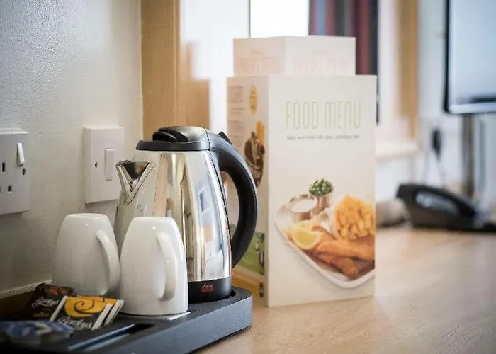 Travelodge Hotell 3*